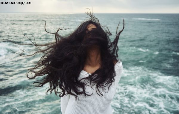 Pisces New Moon 2018: Harnessing New Beginnings & Space Clearing