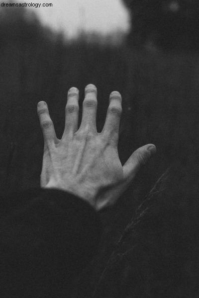 Astrology and Bipolar Disorder: Exploring Connections & Perspectives