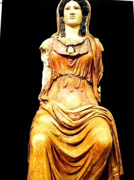 Minerva Asteroid: Wisdom, Knowledge & Female Intellect | Astrology