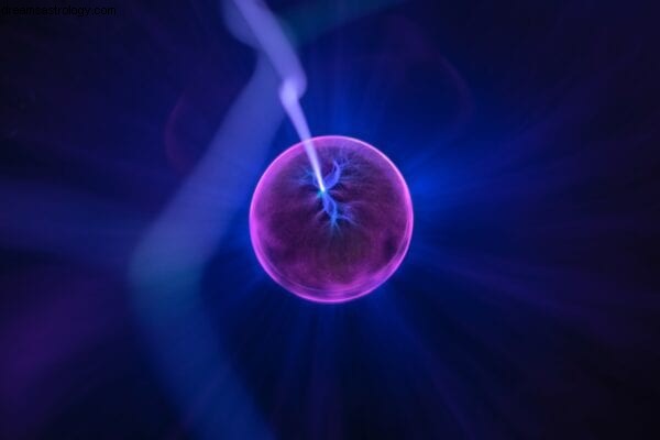 Uranus in Virgo: Health, Freedom & the 1960s