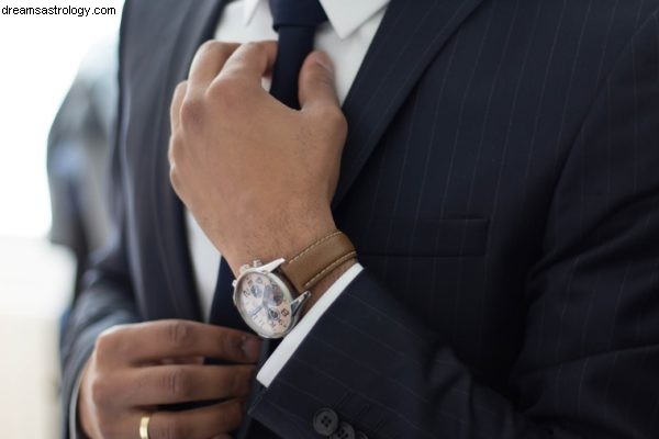 Libra Men in Astrology: Love, Romance & Relationships