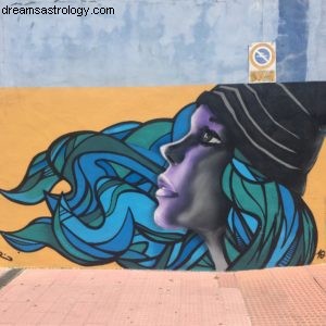 Aquarius Sun Sign: Traits, Personality & Compatibility