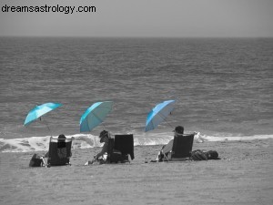 Cancer Horoscope - August 2014: Relationships & Self-Image
