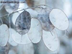 August 2016 Cancer Horoscope: Money & Joy