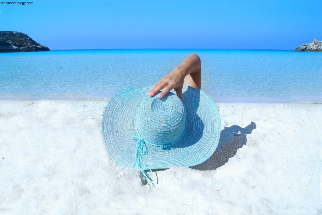 Cancer Horoscope July 2017: Focus on Self & Goals