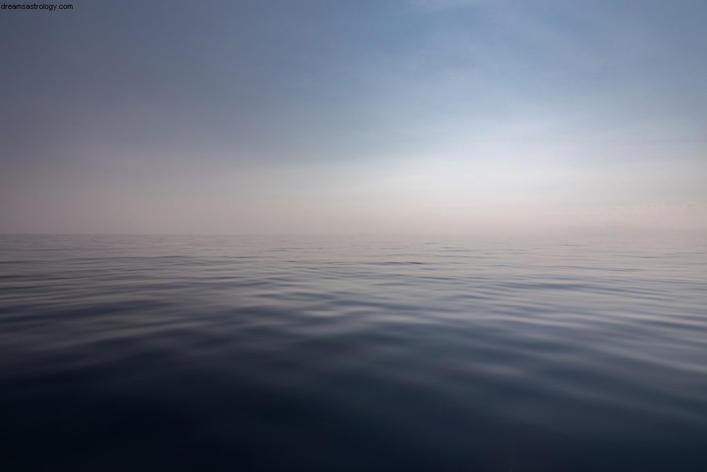 Capricorn Horoscope for March 2019: Navigating Emotions & Inner Reflection