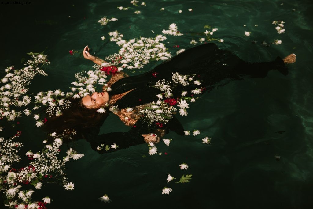 Full Moon in Virgo & Mercury-Neptune Conjunction: Surrender & Intuition