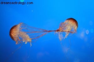 Gemini Horoscope June 2016: Navigating Personal Matters & Mercury in Taurus