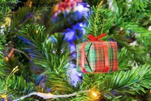 Leo Horoscope 2016: Christmas Forecast & 2017 eBook Offer