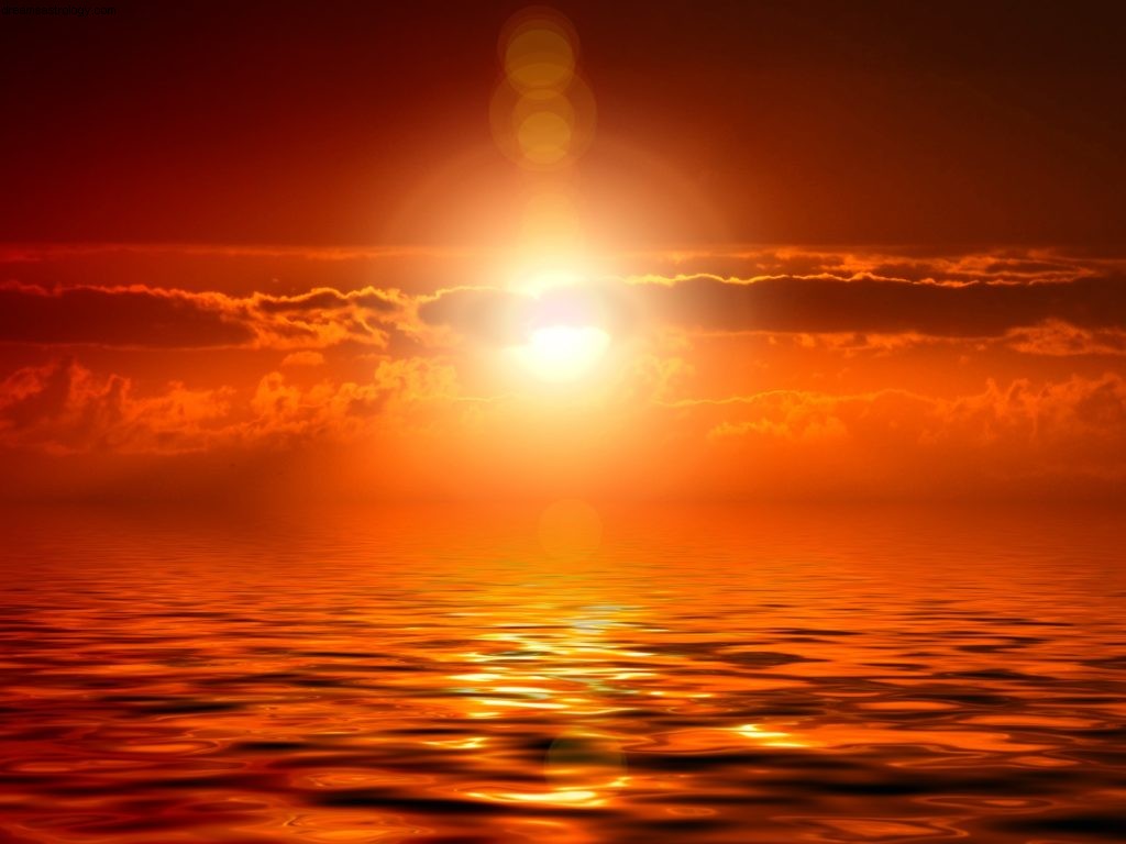 Leo Horoscope - March 2017: Navigating Emotions & Relationships