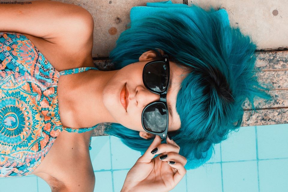 Mercury Retrograde in Pisces (March 2019): Impact & Navigation