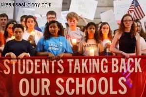 Venus & Mercury in Aries: Empowering Women & Students - March 2018
