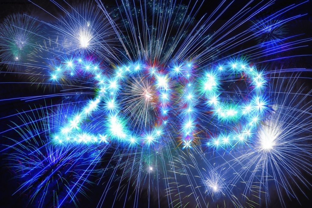 Pisces Horoscope: January 2019 - Navigating Change & Eclipses