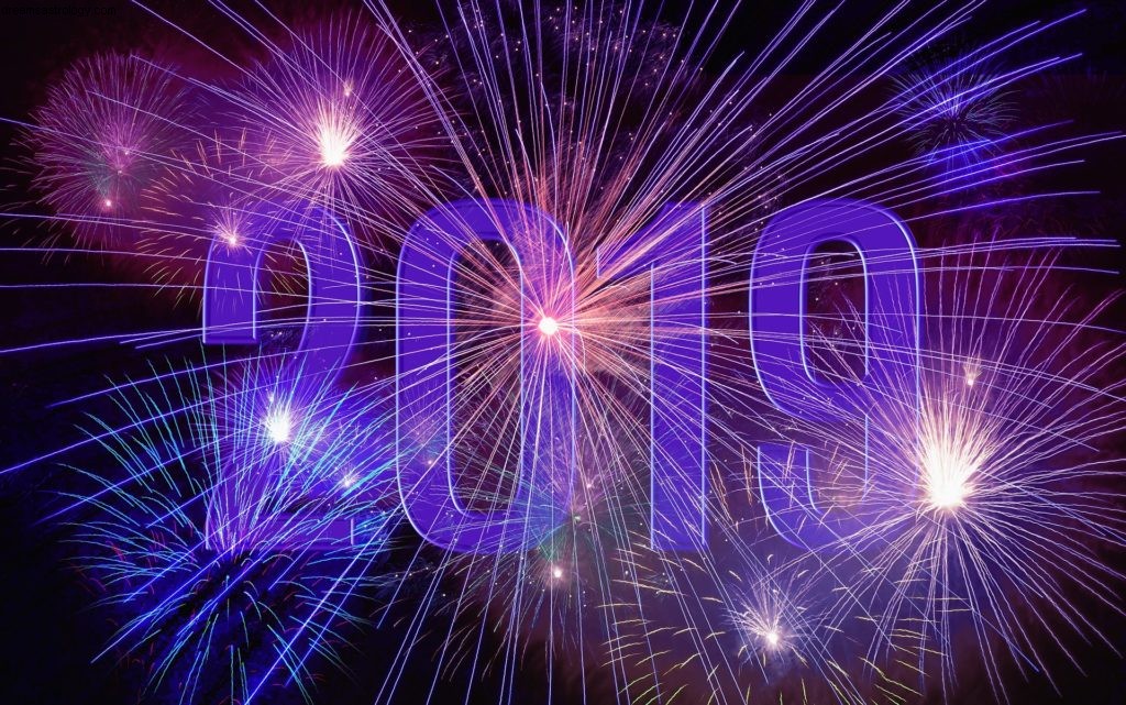 Sagittarius Horoscope: January 2019 - Opportunities & Growth