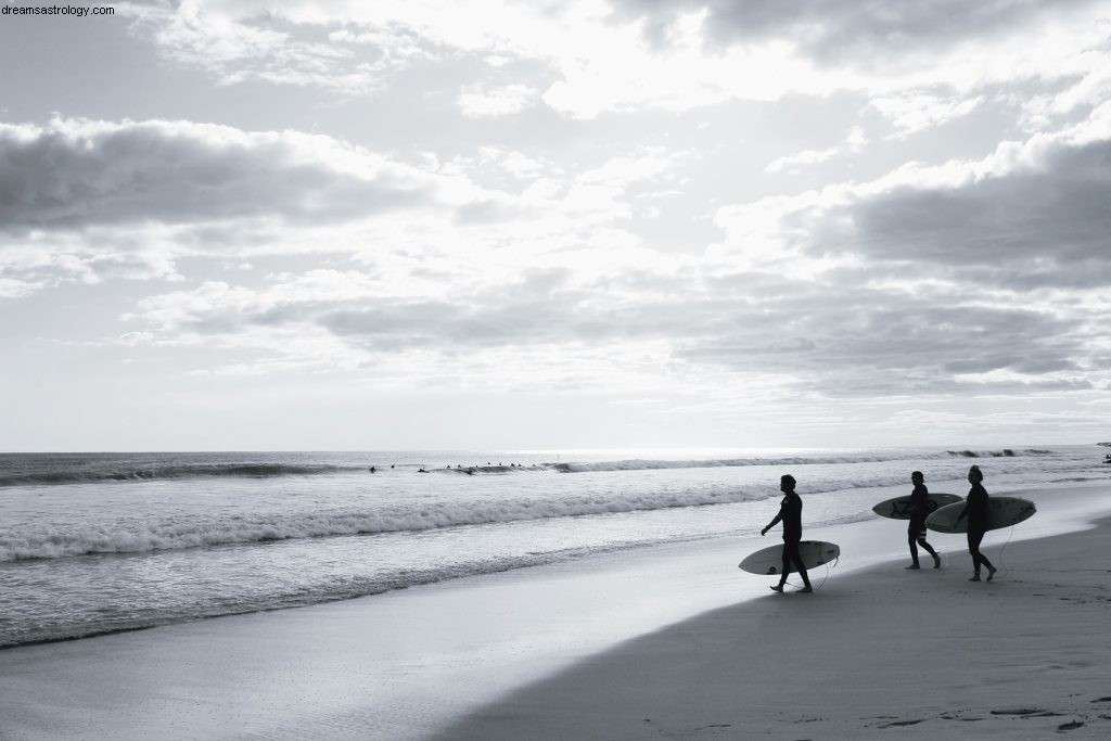 Pisces Horoscope - August 2019: Jupiter s Peak & Career Insights