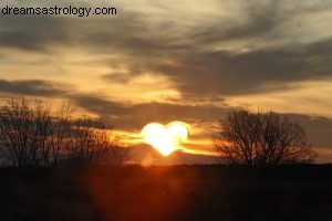 Venus in Pisces: Unconditional Love & Relationships (Jan-Feb 2015)