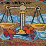 Libra Full Moon Lunar Eclipse 2015: Karmic Shifts & Unexpected Changes