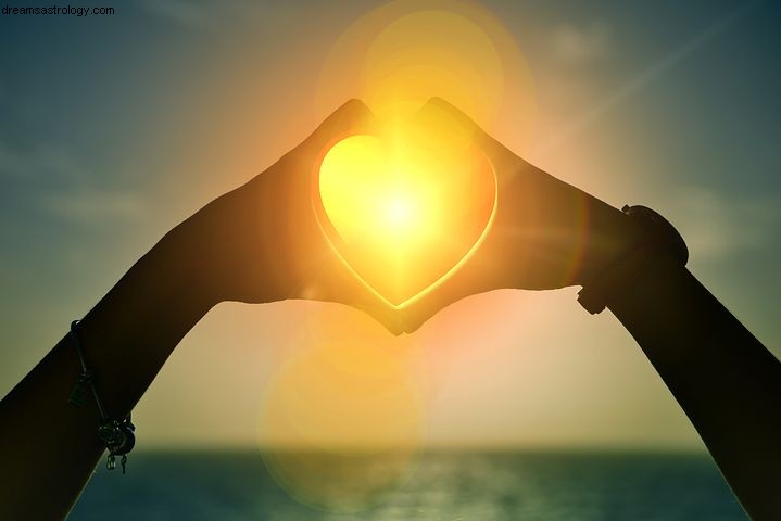 New Moon in Leo 2019: Manifest Your Authentic Self