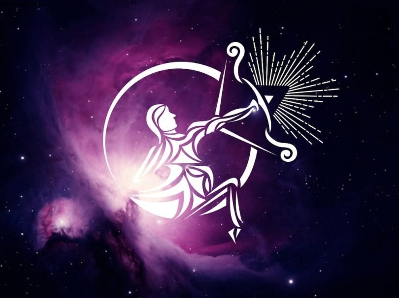 January New Moon 2022: Align with Sagittarius for New Beginnings