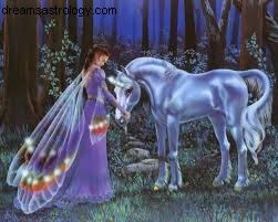 Full Moon in Aquarius: Purvabhadra Nakshatra - Embracing Uniqueness