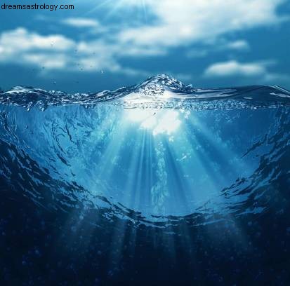 Capricorn Moon & Venus Aspects: Grand Water Trine & Pluto Opposition