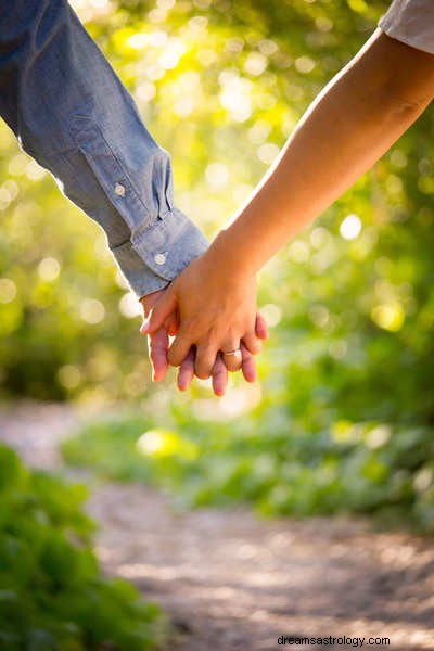 Taurus & Scorpio Compatibility: A Deep Dive into Love & Relationships