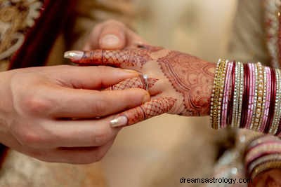 Aquarius in Marriage: Compatibility & Relationship Expectations