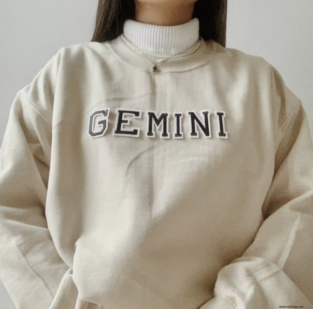 Astrology Gift Guide: 17 Thoughtful Presents for Zodiac Lovers
