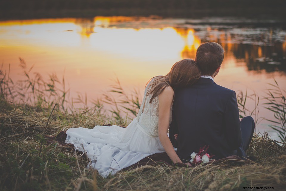 Dating a Virgo: Understanding the Pros & Cons of a Virgo Relationship