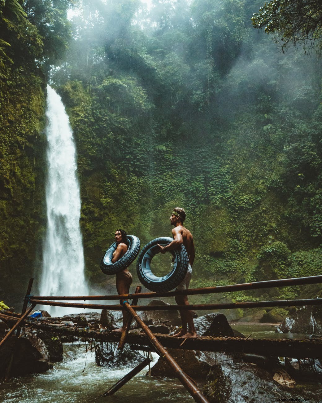 Best Zodiac Signs for Travel Enthusiasts: Find Your Perfect Adventure Partner