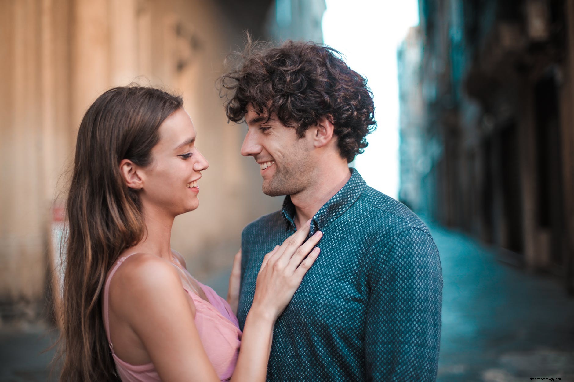 Zodiac Signs Prone to Jealousy in Relationships: When Flirting Crosses the Line