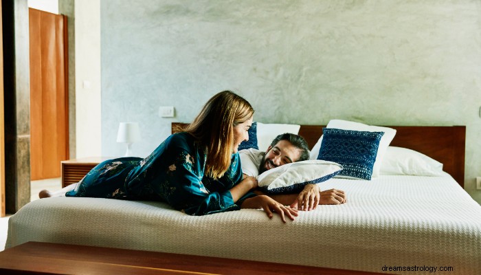 Understanding Pisces in Relationships: Compatibility & Characteristics
