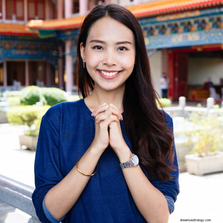 Gratitude by Zodiac Sign: Unique Ways to Express Thanks