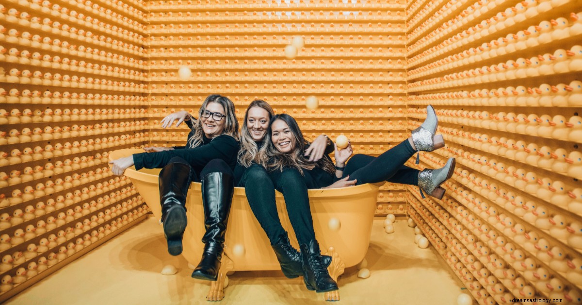 Best Zodiac Friendships: 5 Compatible Sign Combinations