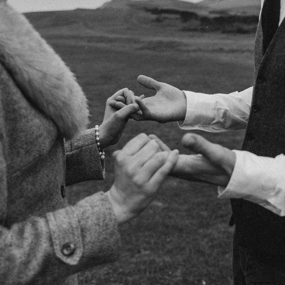 Zodiac Signs That Struggle with Long-Term Commitment: A Comprehensive Guide