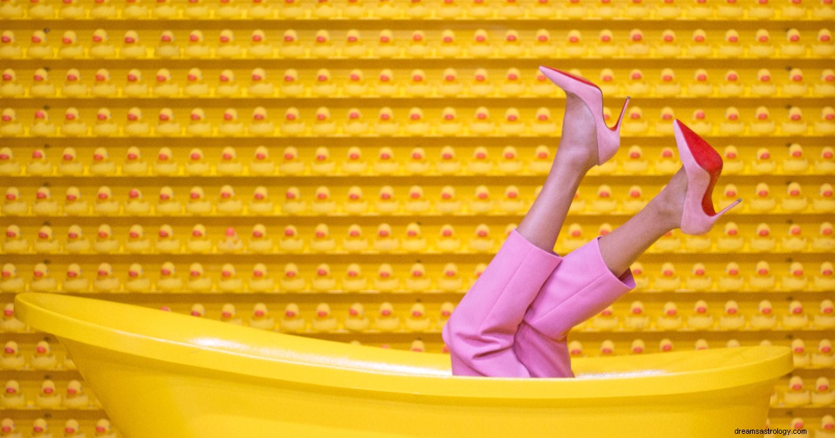 Top 5 Zodiac Signs with Exceptional Style: Fashion & Personality