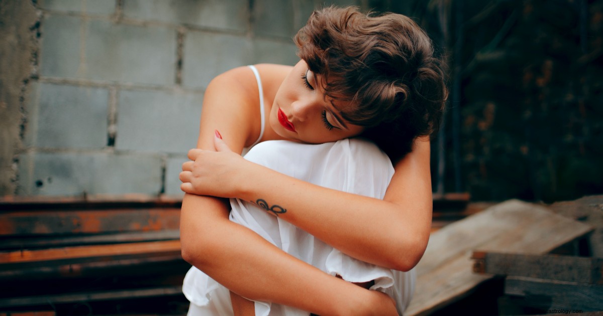 The 4 Zodiac Signs That Never Forget: Understanding Persistent Grudges