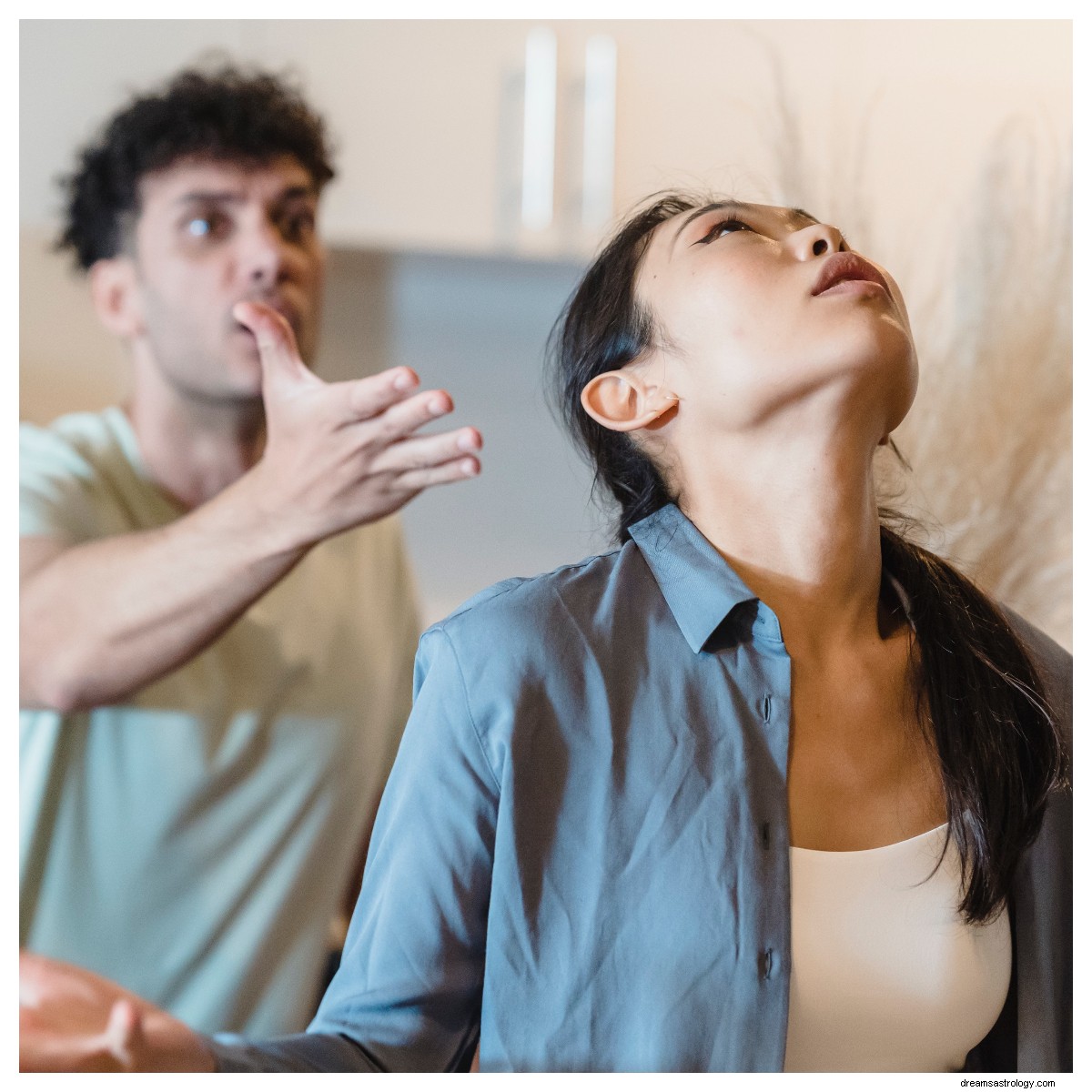 Leo Relationship Mistakes: Avoiding Common Pitfalls in Love