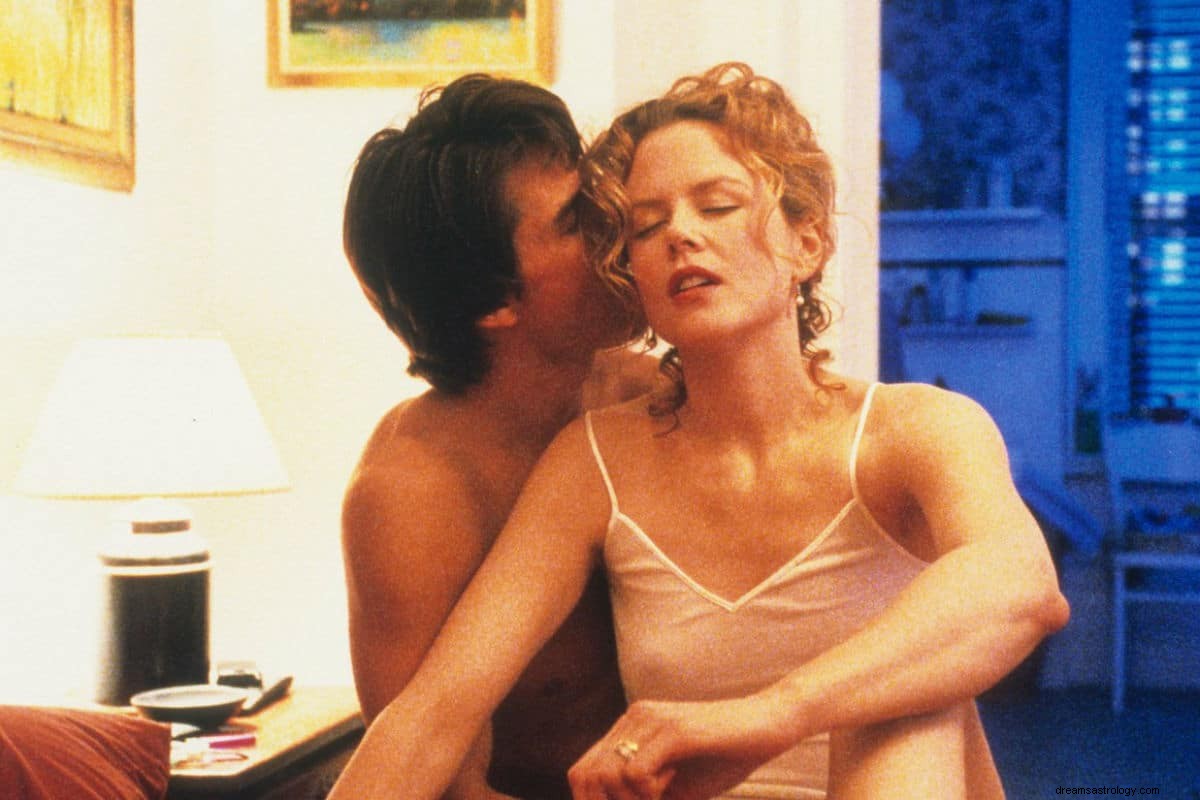 Venus Sign & Love: Uncover Your Romantic Style | Astrological Insights