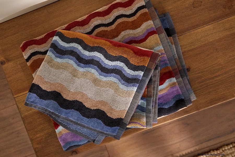 Gemini Gift Guide: Unique Presents for the Curious & Charismatic
