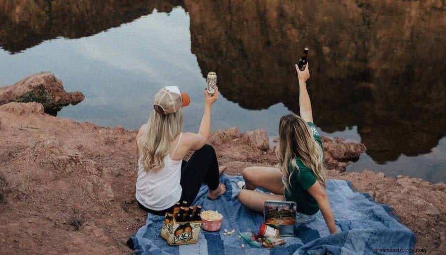 Leo & Sagittarius Compatibility: A Fiery Match?