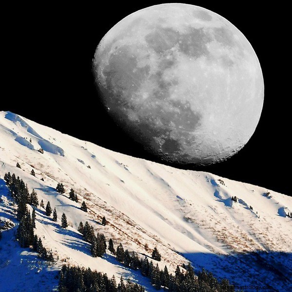 Native American Moon Signs: Meanings & Personalized Insights
