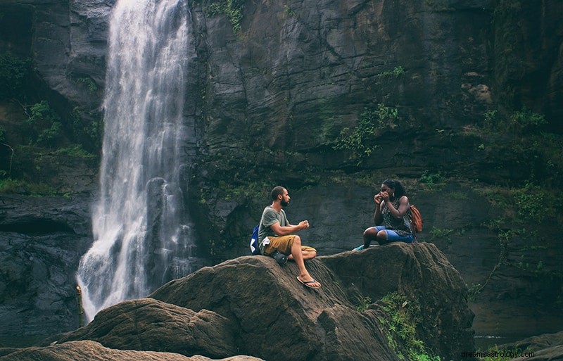 Aquarius & Cancer Compatibility: A Deep Dive into Their Relationship