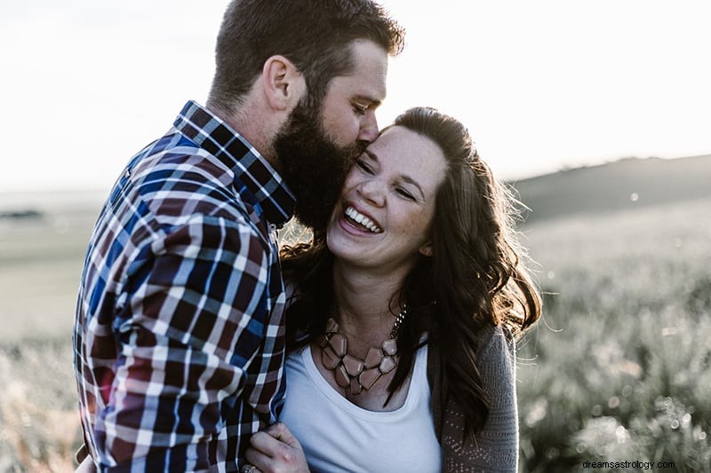 Aquarius & Cancer Compatibility: A Deep Dive into Their Relationship