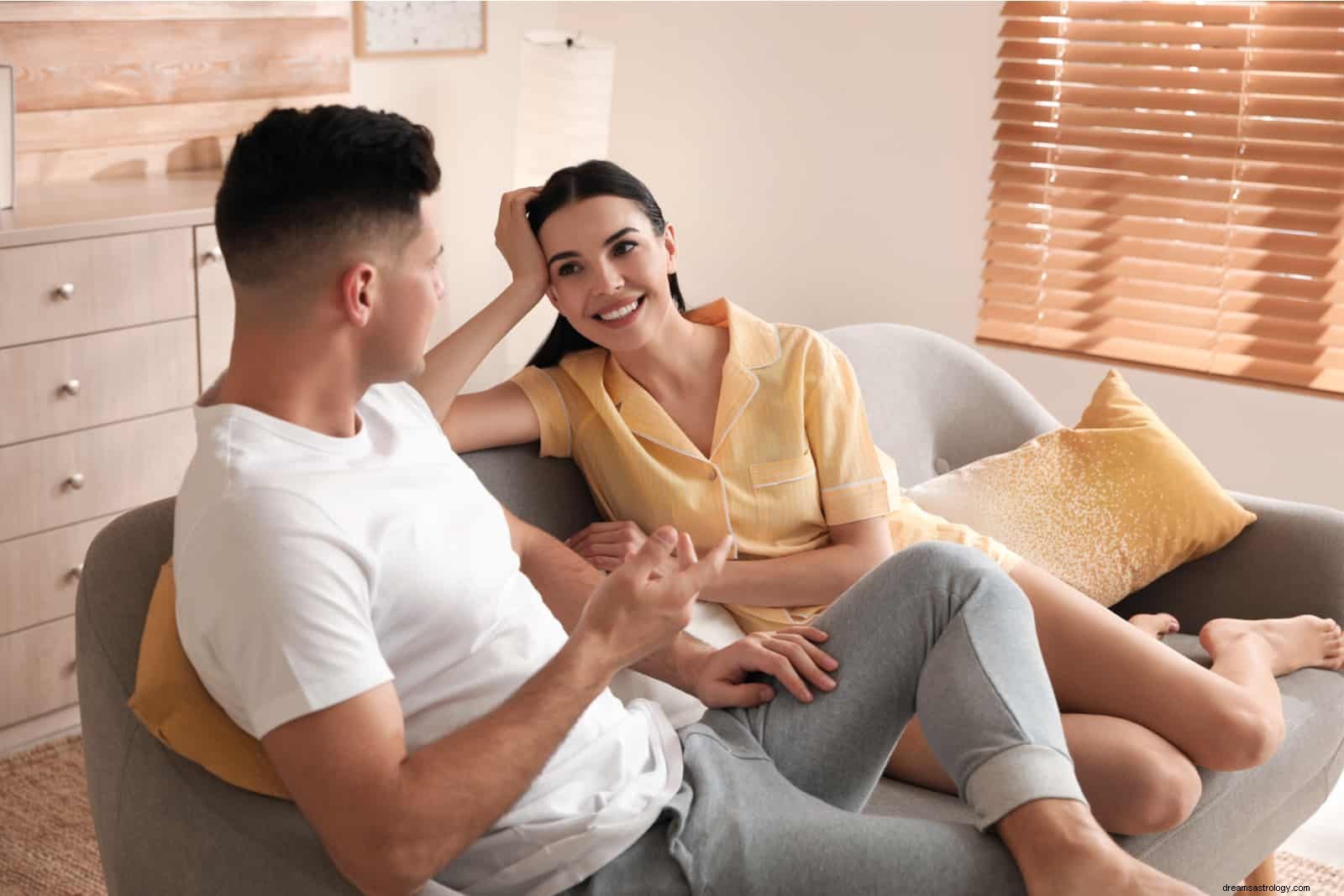 Taurus & Cancer Compatibility: A Deep Dive into Love & Friendship
