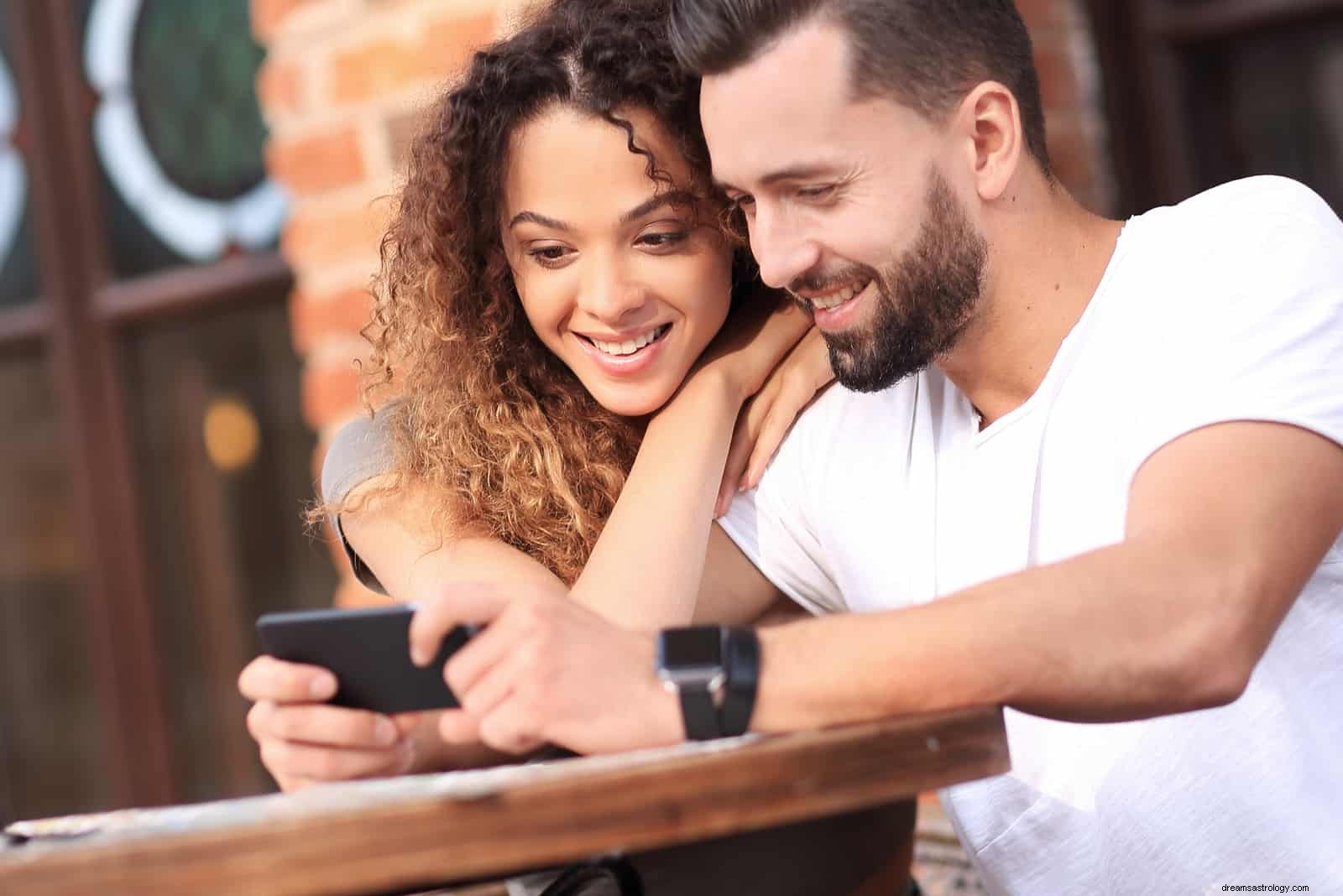 Gemini & Libra Compatibility: A Deep Dive into Love & Friendship