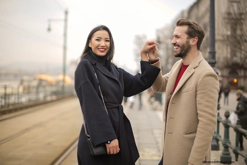 Scorpio & Sagittarius Compatibility: Love, Friendship & Relationships