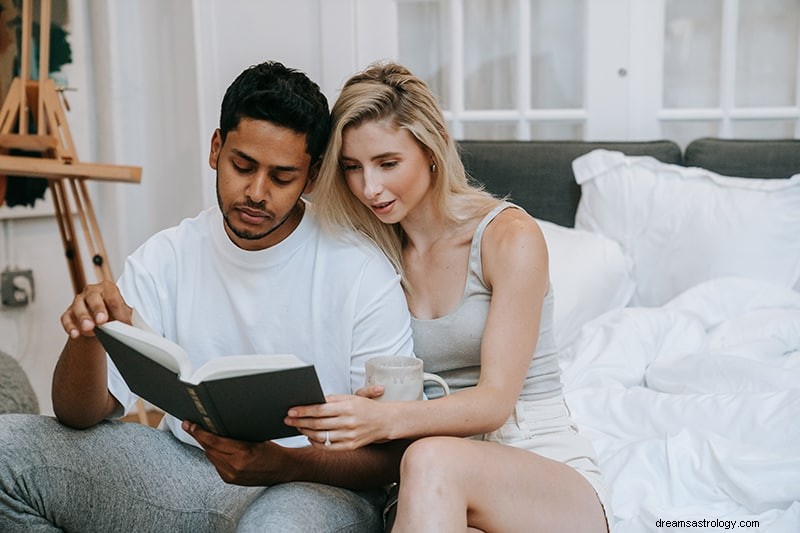 Taurus & Gemini Compatibility: Love & Friendship Dynamics