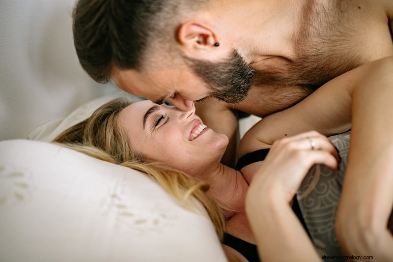 Virgo & Sagittarius Compatibility: A Deep Dive into Love & Friendship