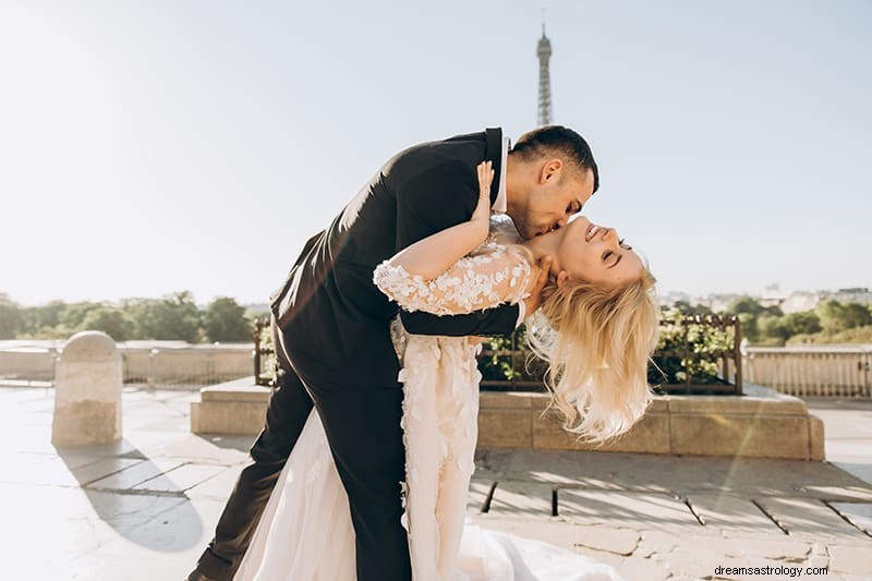 Aries & Sagittarius Compatibility: Love, Friendship & Romance